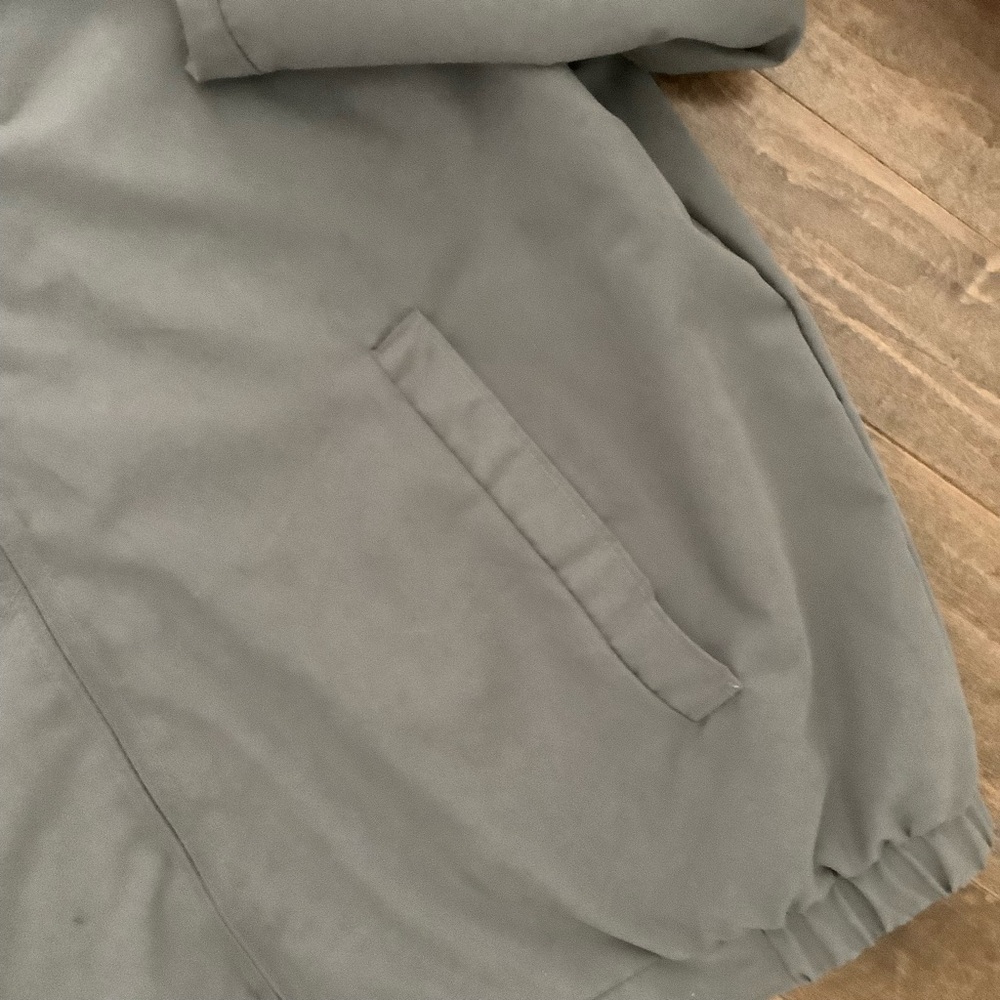 Perry Ellis Microfiber Lightweight Jacket, Xl - image 3